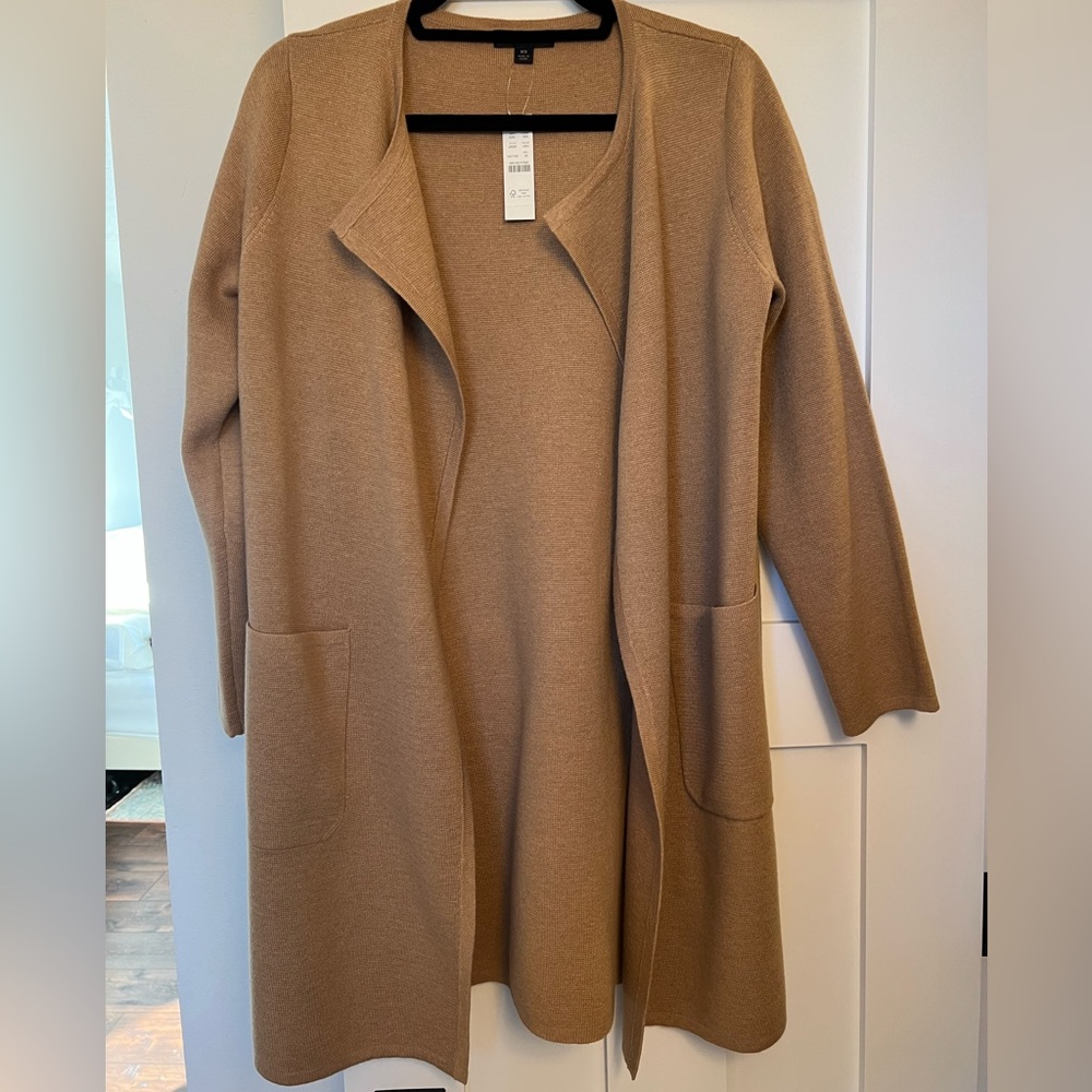 J Crew camel sweater blazer/cardigan jacket. So stylish! Size XS. New with tags.